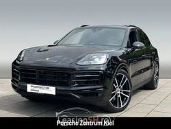 Negru Utilizat 2024 Porsche Cayenne SUV | 118.300 EUR (Preț bun)