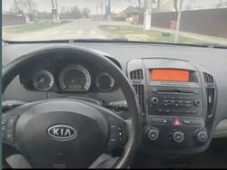 Utilizat 2008 Kia Ceed 2 Berlinǎ | 1.000 EUR (Super Preț)