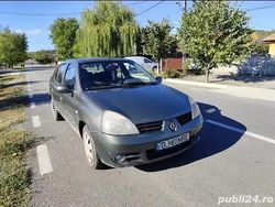 Utilizat 2007 Renault Symbol Berlinǎ | 1.900 EUR (Puțin scump)