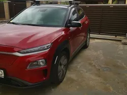 Rosu Utilizat 2020 Hyundai Kona SUV | 15.000 EUR (Preț bun)