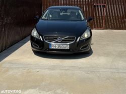 Culoarenegru Utilizat 2010 Volvo S60 Momentum Berlinǎ | 7.000 EUR