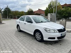 Alb Utilizat 2010 Skoda Octavia Classic Berlinǎ | 3.200 EUR (Preț bun)