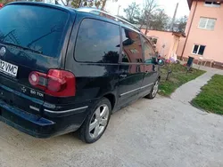 Utilizat 2009 VW Sharan Edition Monovolum | 5.200 EUR (Puțin scump)