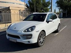 Culoarealb Utilizat 2012 Porsche Cayenne Platinum Edition SUV | 18.900 EUR (Preț bun)