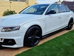 Culoarealb Utilizat 2011 Audi A4 Berlinǎ | 8.150 EUR (Preț OK)