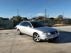 Utilizat 2005 VW Passat Berlinǎ | 2.200 EUR (Preț OK)