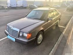 Utilizat 1990 Mercedes E250 Berlinǎ | 5.850 EUR