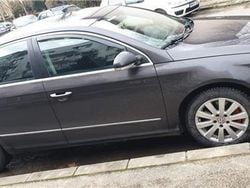Maro Utilizat 2006 VW Passat Berlinǎ | 4.300 EUR (Scump)