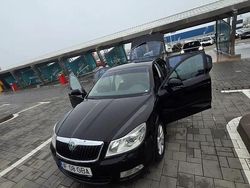 Culoarenegru Utilizat 2012 Skoda Octavia Classic Berlinǎ | 5.700 EUR (Preț OK)