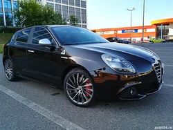 Culoarenegru Utilizat 2010 Alfa Romeo Giulietta Quadrifoglio Hatchback | 11.235 EUR