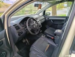 Utilizat 2010 VW Touran Monovolum | 1.600 EUR