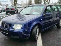 Albastru Utilizat 2004 VW Bora Berlinǎ | 1.999 EUR (Preț bun)