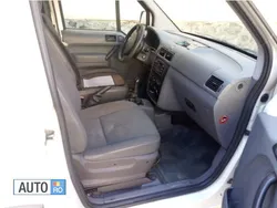 Alb Utilizat 2004 Ford Transit Van | 1.500 EUR