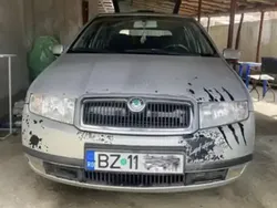 Utilizat 2003 Skoda Fabia Hatchback | 800 EUR (Preț bun)