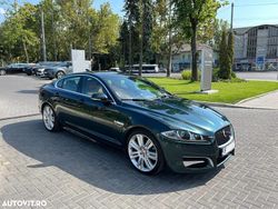 Culoareverde Utilizat 2015 Jaguar XF Portfolio Berlinǎ | 14.650 EUR