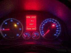 Culoarenegru Utilizat 2009 VW Jetta Comfortline Hatchback | 2.200 EUR (Preț bun)