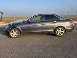 Utilizat 2008 Mercedes 220 Berlinǎ | 6.000 EUR