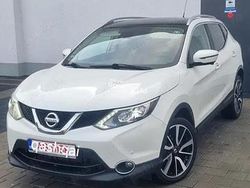 Alb Utilizat 2015 Nissan Qashqai SUV | 10.700 EUR (Preț OK)