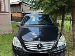 Negru Utilizat 2007 Mercedes B180 Monovolum | 4.200 EUR