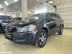 Negru Utilizat 2011 Volvo XC60 R-Design SUV | 11.999 EUR (Puțin scump)