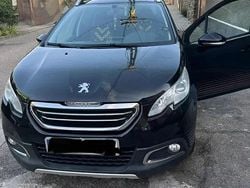 Negru Utilizat 2015 Peugeot 2008 SUV | 6.500 EUR (Scump)
