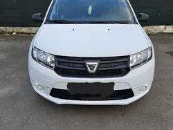 Alb Utilizat 2013 Dacia Logan Berlinǎ | 3.700 EUR (Preț OK)