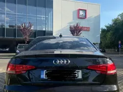 Negru Utilizat 2019 Audi A4 S-Line Berlinǎ | 17.000 EUR (Preț OK)
