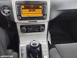 Culoarealbastru Utilizat 2010 VW Passat Comfortline Break | 3.500 EUR (Preț bun)