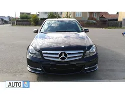 Negru Utilizat 2014 Mercedes C220 Berlinǎ | 17.000 EUR (Preț OK)