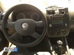 Visiniu Utilizat 2005 VW Golf IV Hatchback | 2.490 EUR (Puțin scump)