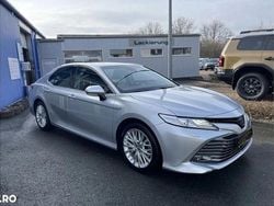 Argint Utilizat 2020 Toyota Camry Executive Berlinǎ | 24.805 EUR (Preț OK)