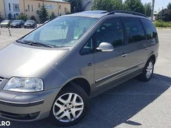 Gri Utilizat 2007 VW Sharan Pacific Monovolum | 4.200 EUR (Puțin scump)