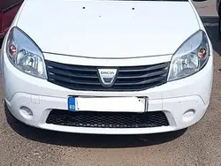 Utilizat 2011 Dacia Sandero Hatchback | 2.150 EUR (Preț bun)