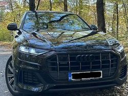 Culoarenegru Utilizat 2021 Audi Q8 Design SUV | 65.000 EUR (Super Preț)