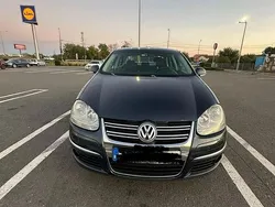 Culoarealbastru Utilizat 2008 VW Jetta Comfortline Berlinǎ | 2.599 EUR (Preț bun)