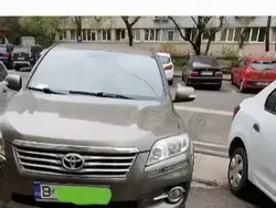 Maro Utilizat 2012 Toyota RAV4 SUV | 9.200 EUR (Preț OK)