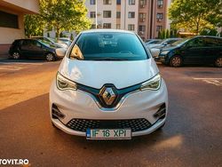 Culoarealb Utilizat 2021 Renault Zoe Intens Hatchback | 10.500 EUR (Super Preț)