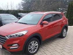 Rosu Utilizat 2016 Hyundai Tucson Intro Edition SUV | 16.000 EUR (Puțin scump)