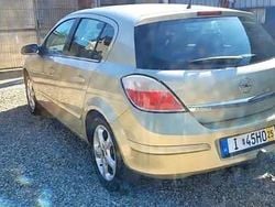 Utilizat 2004 Opel Astra Berlinǎ | 1.600 EUR (Scump)