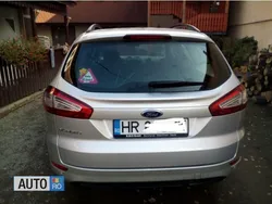 Gri Utilizat 2011 Ford Mondeo Hatchback | 8.490 EUR