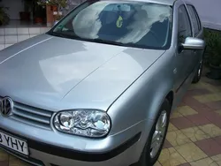 Gri Utilizat 2002 VW Golf IV Hatchback | 2.450 EUR (Scump)
