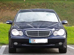 Culoarealbastru Utilizat 2001 Mercedes C240 Classic Berlinǎ | 12.990 EUR