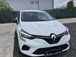 Culoarealb Utilizat 2023 Renault Clio V Equilibre | 12.400 EUR (Preț bun)