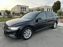 Negru Utilizat 2020 VW Passat Break | 13.390 EUR (Preț bun)
