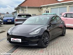 Culoarenegru Utilizat 2021 Tesla Model 3 Performance Berlinǎ | 31.290 EUR (Preț OK)
