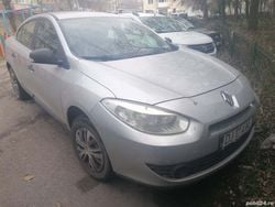 Utilizat 2011 Renault Fluence Berlinǎ | 4.000 EUR