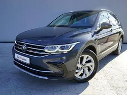 Gri mediu normal Utilizat 2024 VW Tiguan Elegance SUV | 34.950 EUR