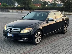 Negru Utilizat 2008 Mercedes C280 Avantgarde Berlinǎ | 3.400 EUR