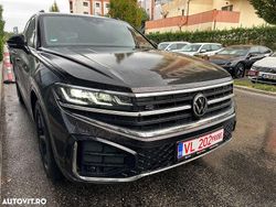 Culoaremaro Utilizat 2024 VW Touareg R-line SUV | 59.895 EUR (Scump)