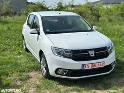 Alb Utilizat 2019 Dacia Sandero Essentiel Hatchback | 6.500 EUR (Preț bun)